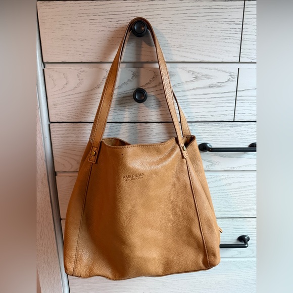 American Leather Co. Handbags - American Leather Co Classic Tan Leather Shoulder Tote